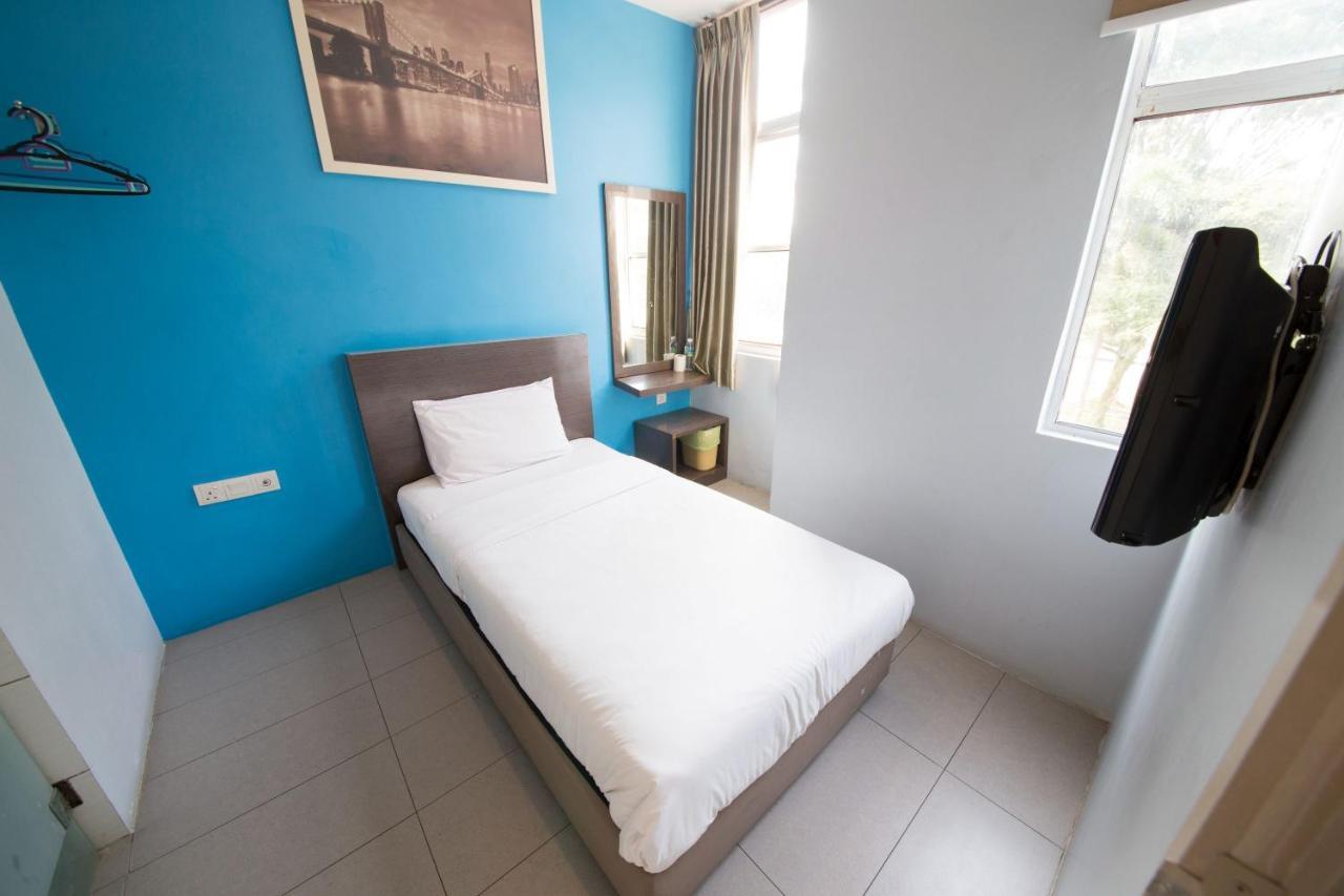 Golden Pearl Hotel Near Universiti Tun Hussein Onn Malaysia Uthm Batu Pahat Ngoại thất bức ảnh
