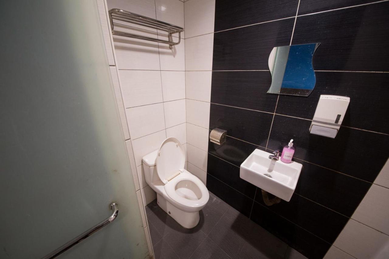 Golden Pearl Hotel Near Universiti Tun Hussein Onn Malaysia Uthm Batu Pahat Ngoại thất bức ảnh